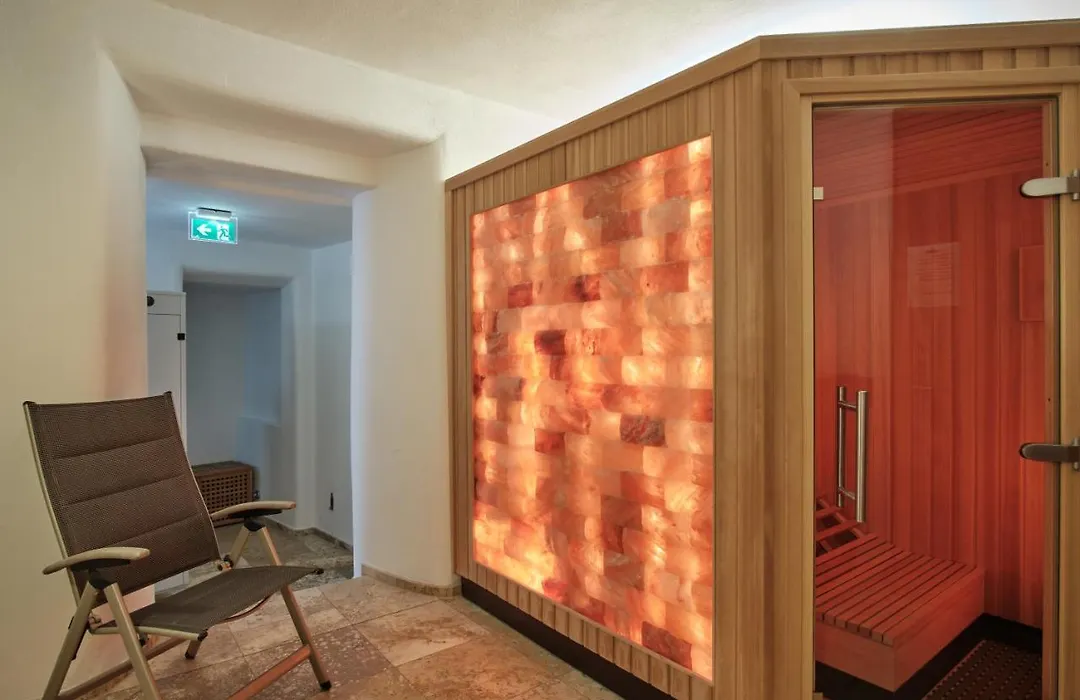 Turmhotel zum Erasmus-1