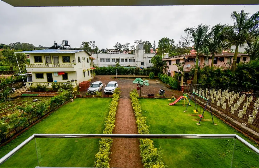Treebo Prince Palace With Swimming Pool-1