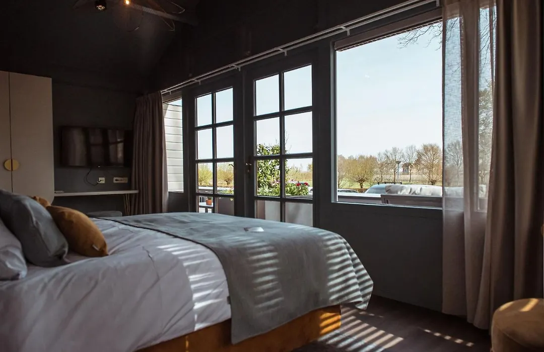 Smart Hotel BAL-1