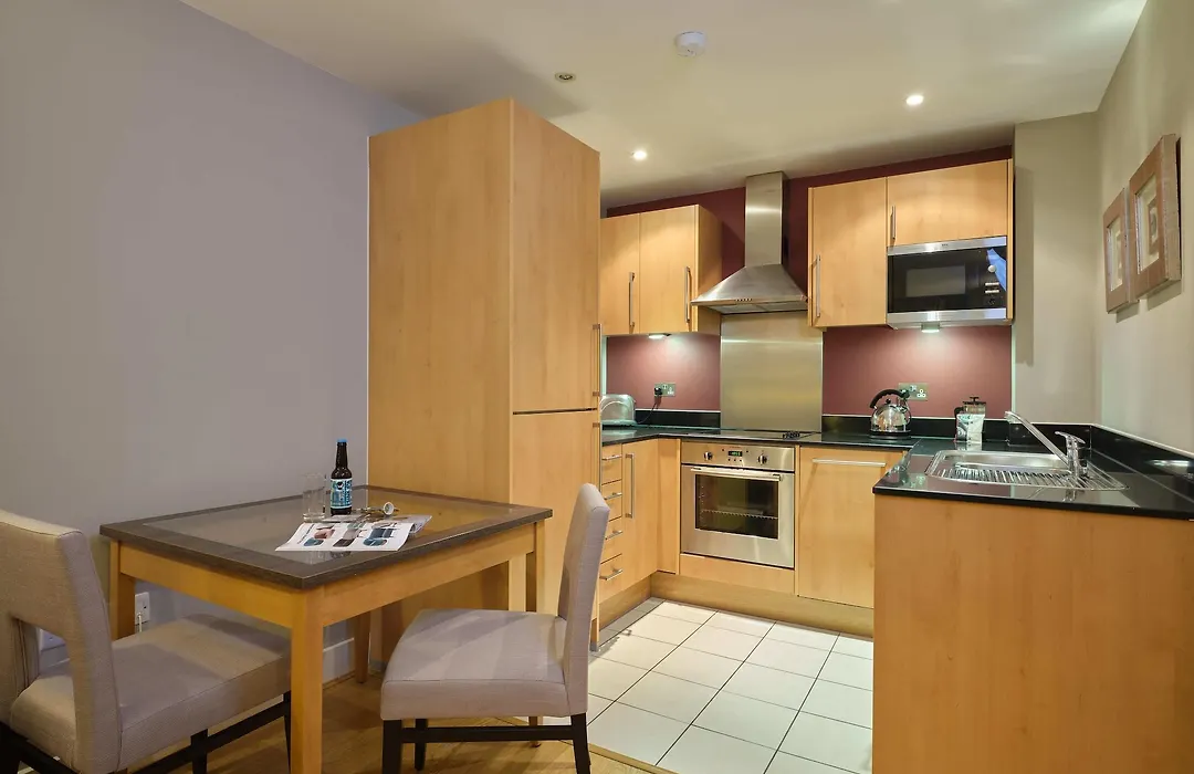 Marlin Apartments - London Bridge Empire Square-1