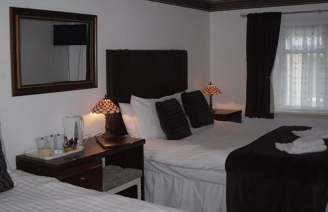 Richmond Hotel-1
