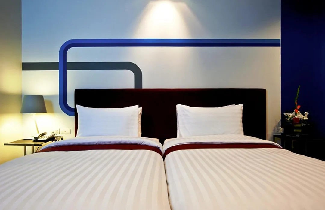Fx Hotel Metrolink Makkasan-1