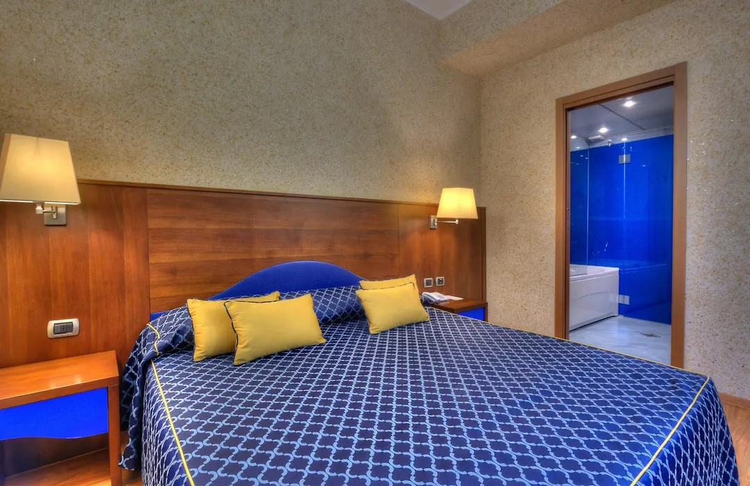 Central Park Hotel Modena-1
