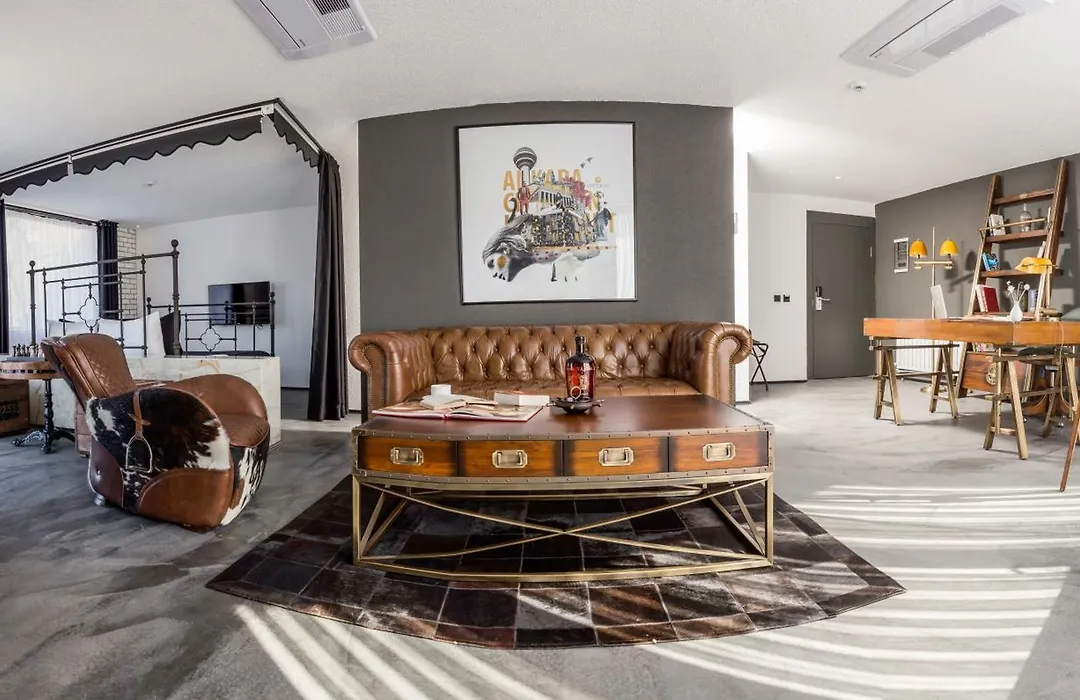 Check Inn Suite Hotel & Spa-1