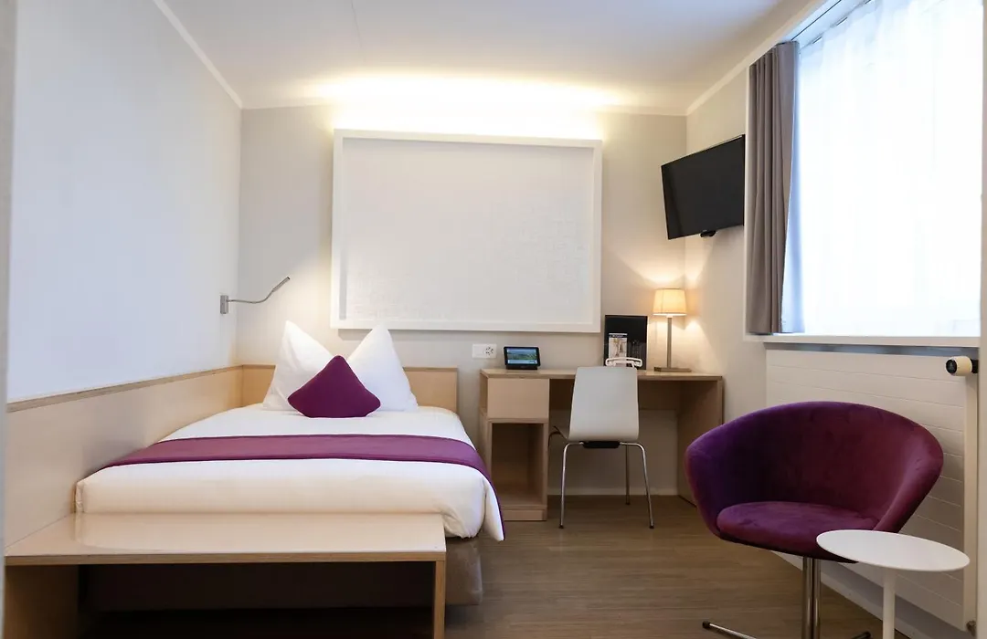 Hotel Spirgarten-1