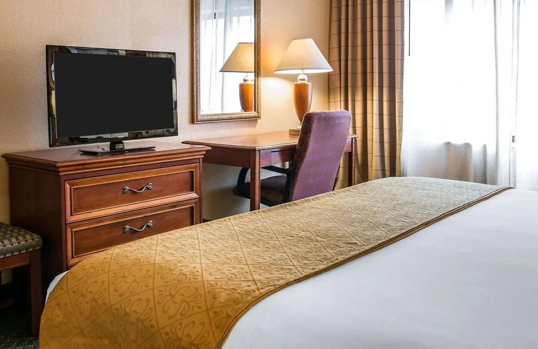 Quality Inn Southfield - Detroit-1