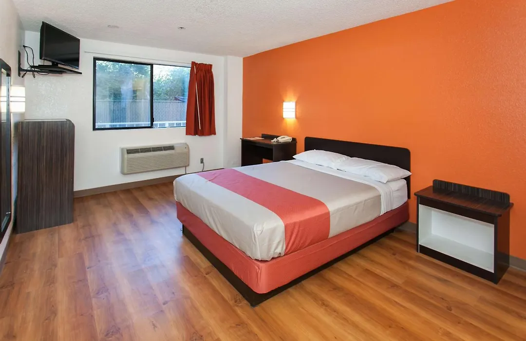 Motel 6-Los Angeles, CA - Los Angeles - LAX-1