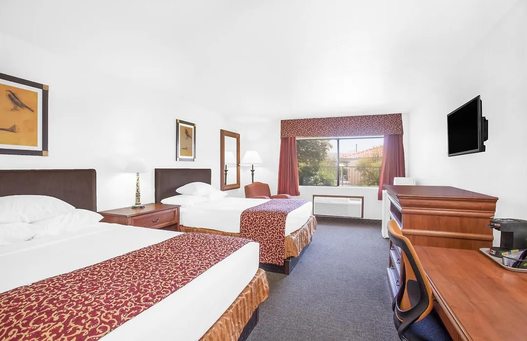 Ramada By Wyndham Barstow-1