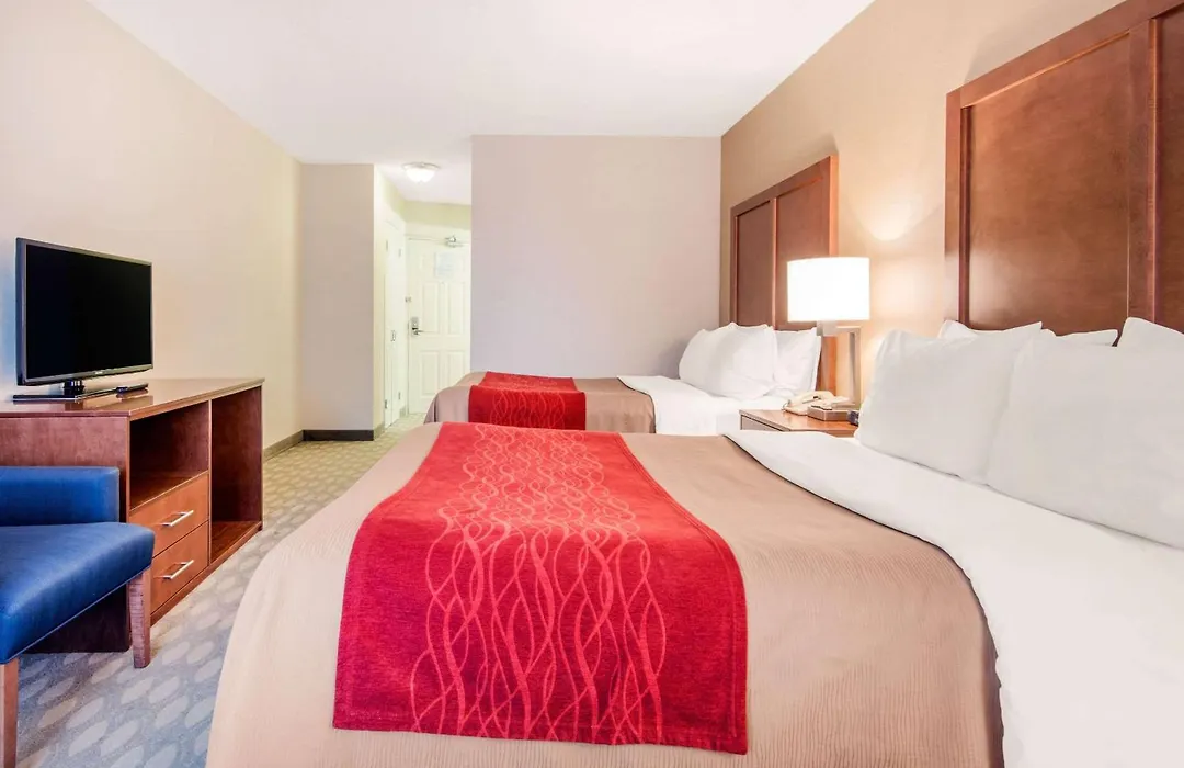 Comfort Inn Fallsview-1