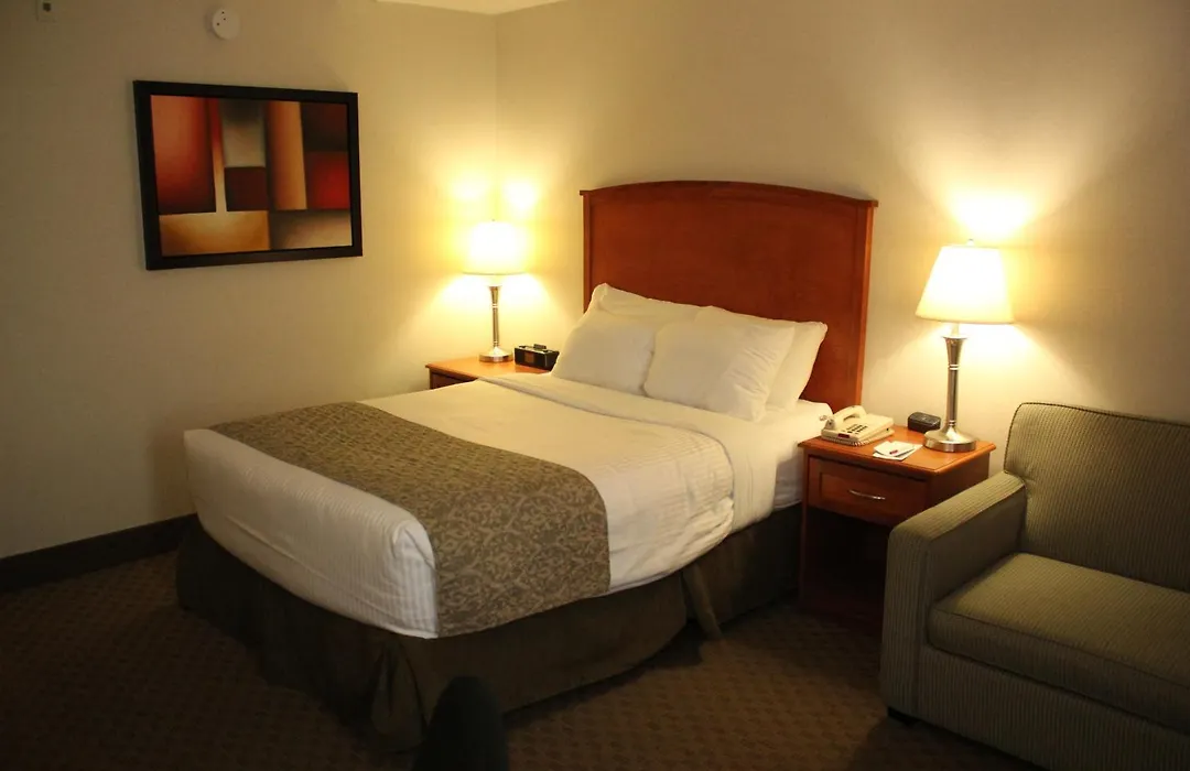 Ramada By Wyndham Edmonton South-1