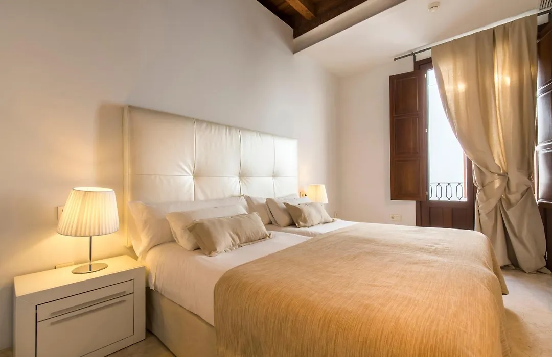 Tuguest Elvira Suites-1