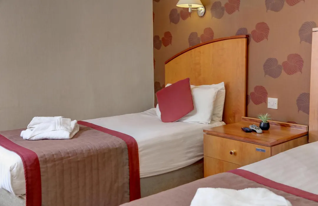 Crown & Mitre Hotel-1