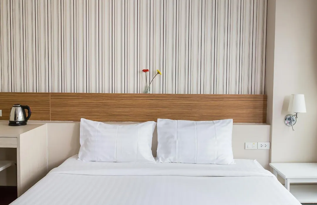 Snooze Hotel Thonglor Bangkok-1