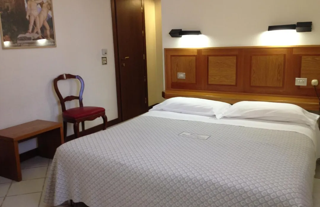 Albergo Bianchi Stazione-1