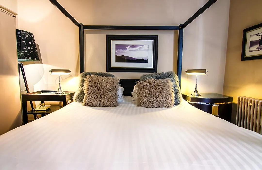 Strathaven Hotel-1
