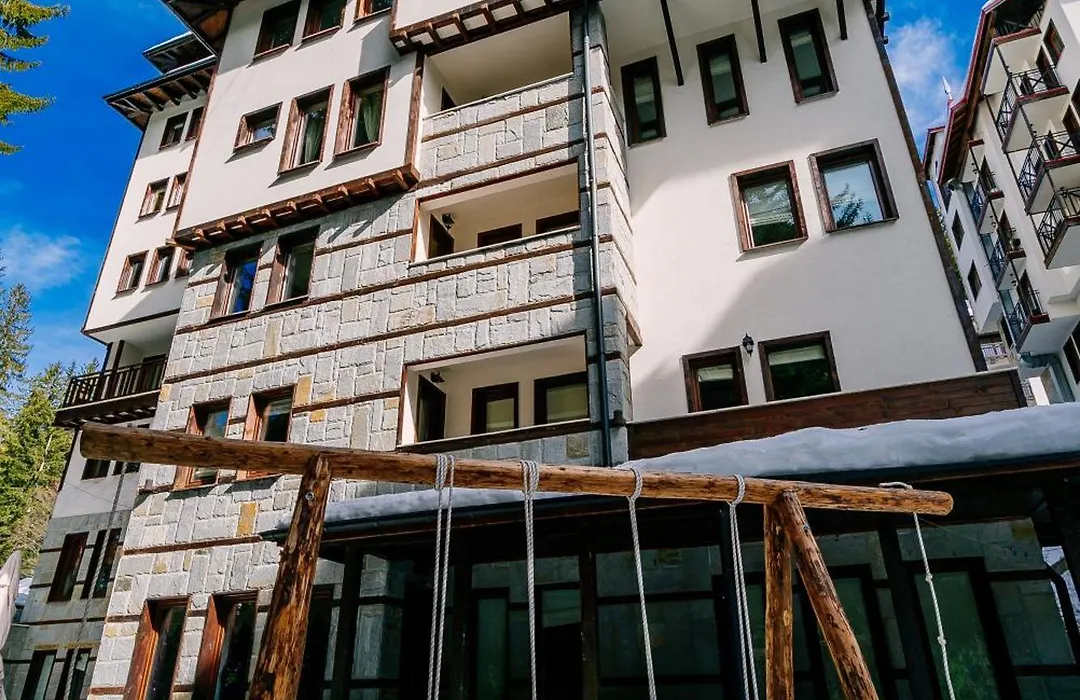 Green Life Family Apartments Pamporovo-1