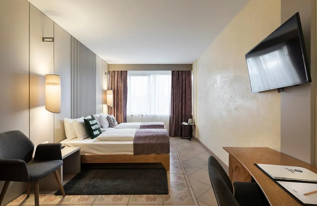 Best Western SeePark Hotel Murten-1