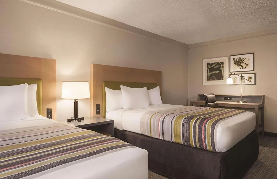 Country Inn & Suites By Radisson, Chicago-Hoffman-1