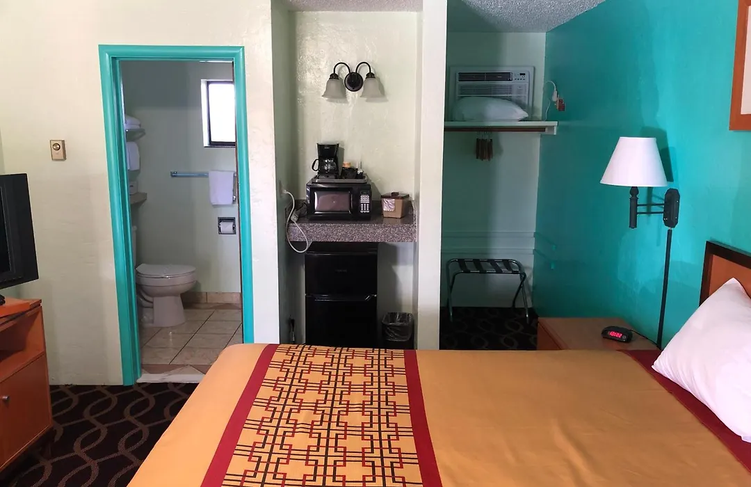 Klamath Motor Lodge-1