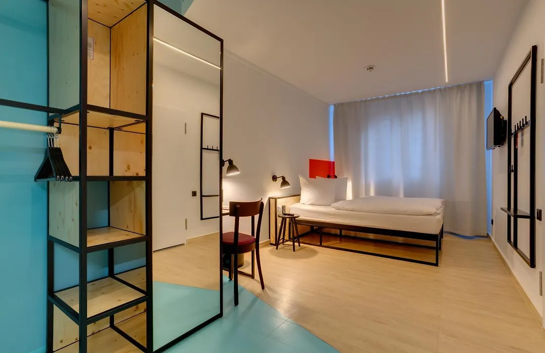 Meininger Hotel Leipzig Hauptbahnhof-1