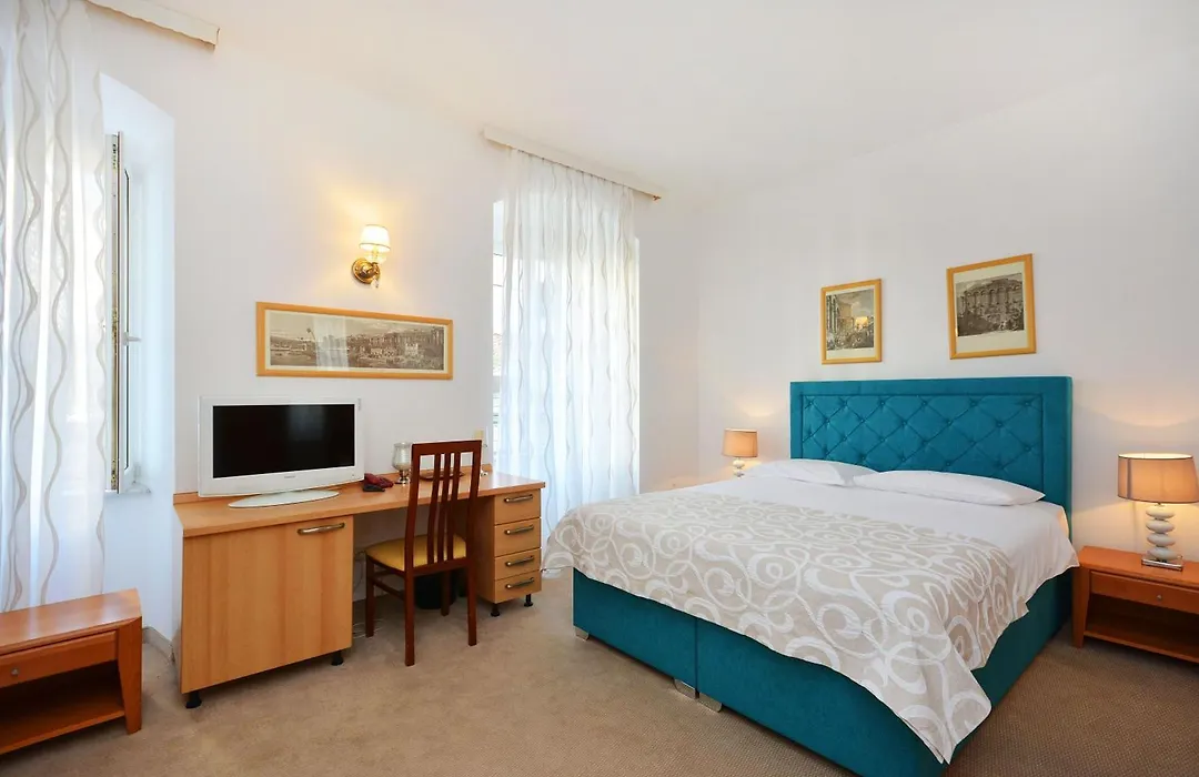 Hotel Adriana-1