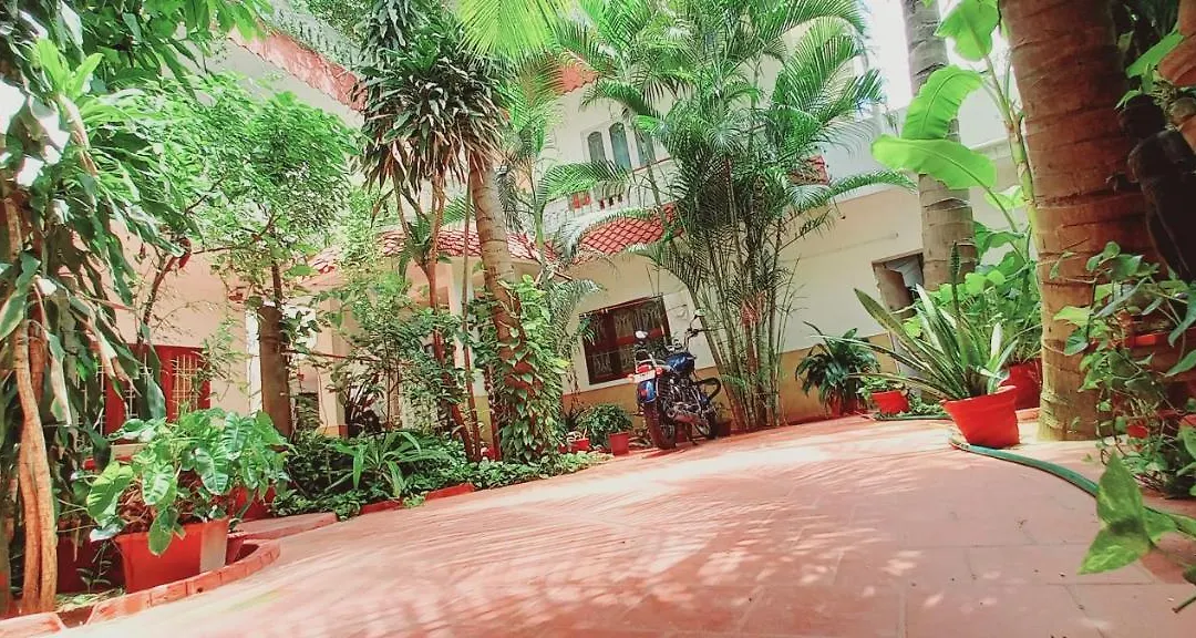 Daphne Hotel-1