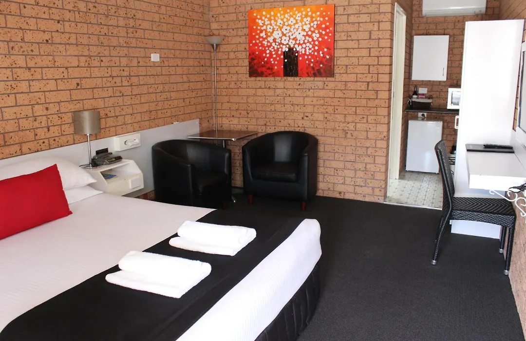 Golden Harvest Motor Inn Moree-1