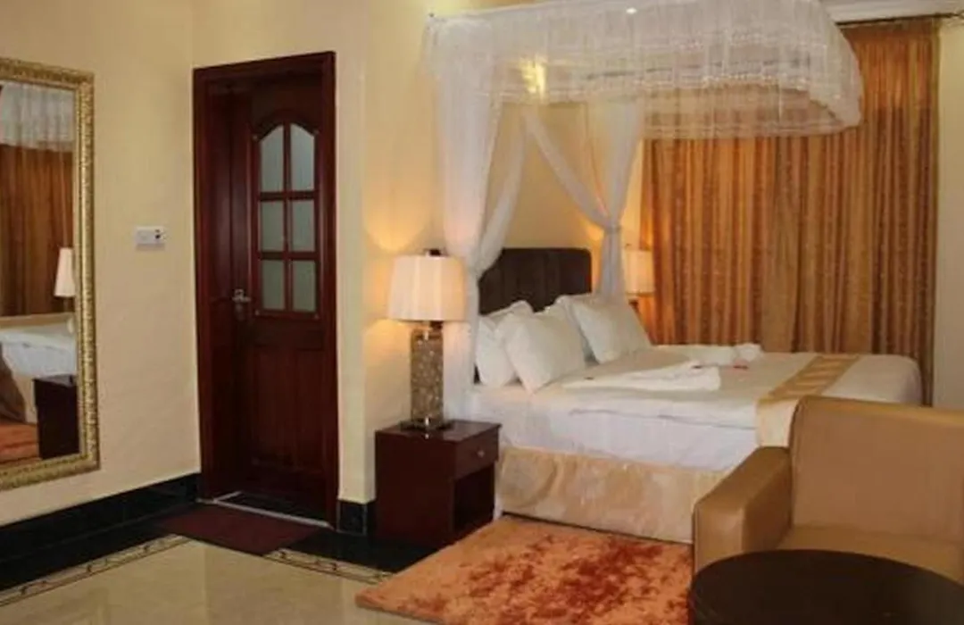 Lantana Hotel-1