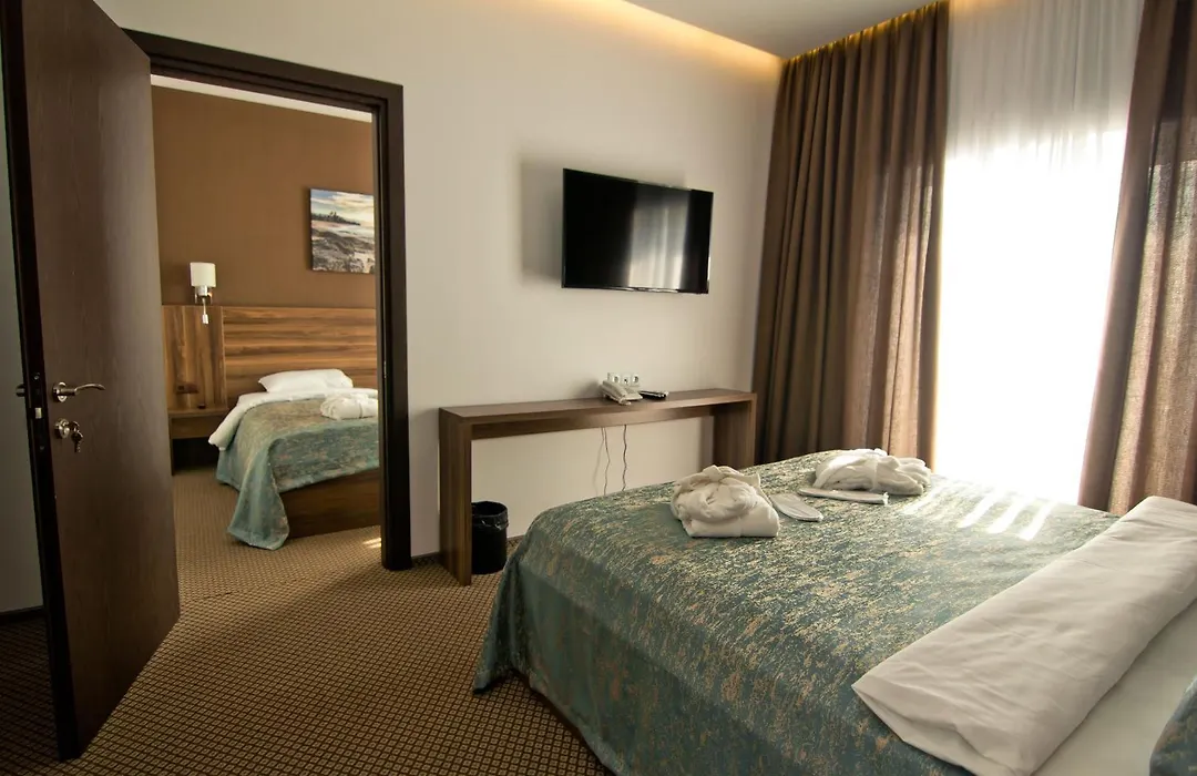 Sky Inn Batumi-1