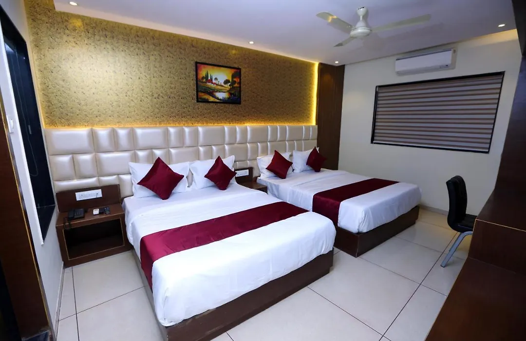 Hotel Hindustan Residency Thane-1