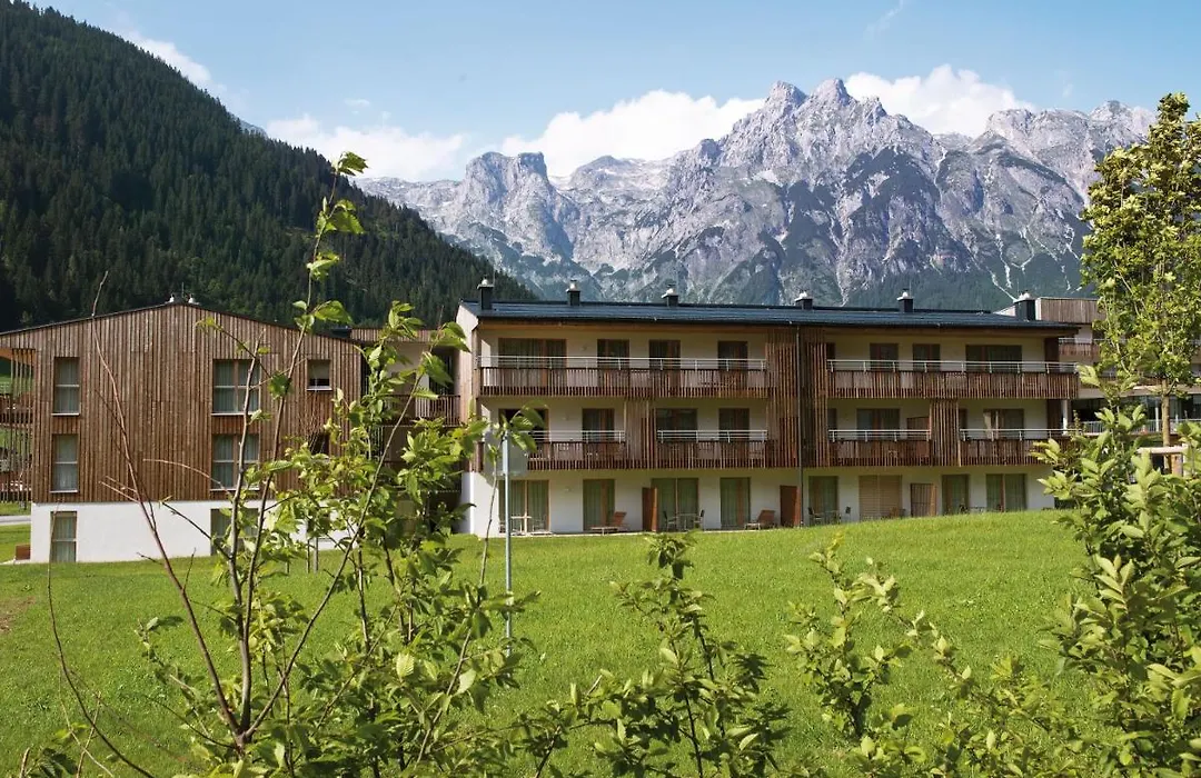 Ferienwohnungen am Travel Charme Bergresort Werfenweng-1
