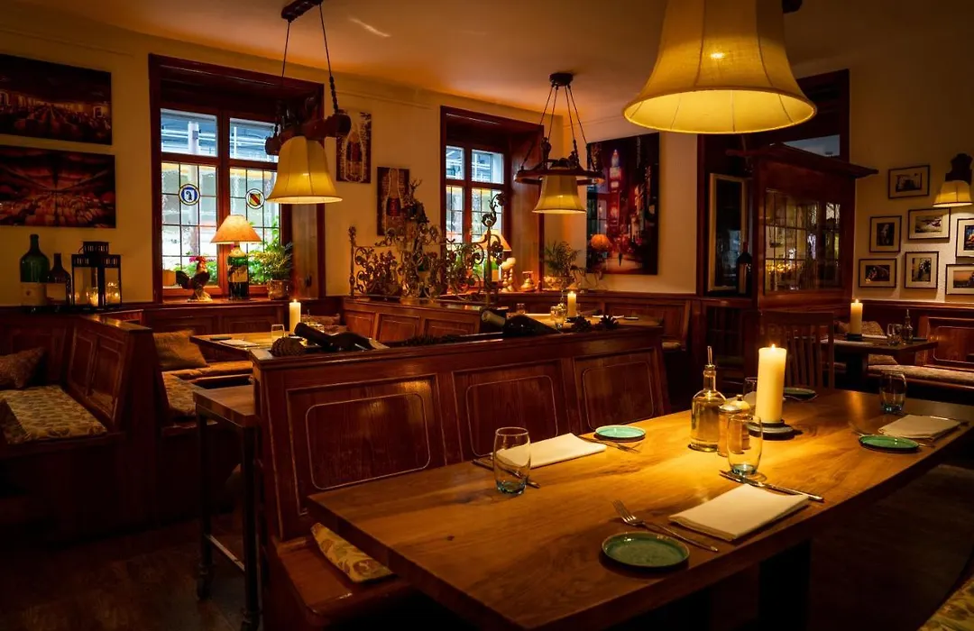 Ott's Hotel Weinwirtschaft&Biergarten Weil am Rhein/Basel-1