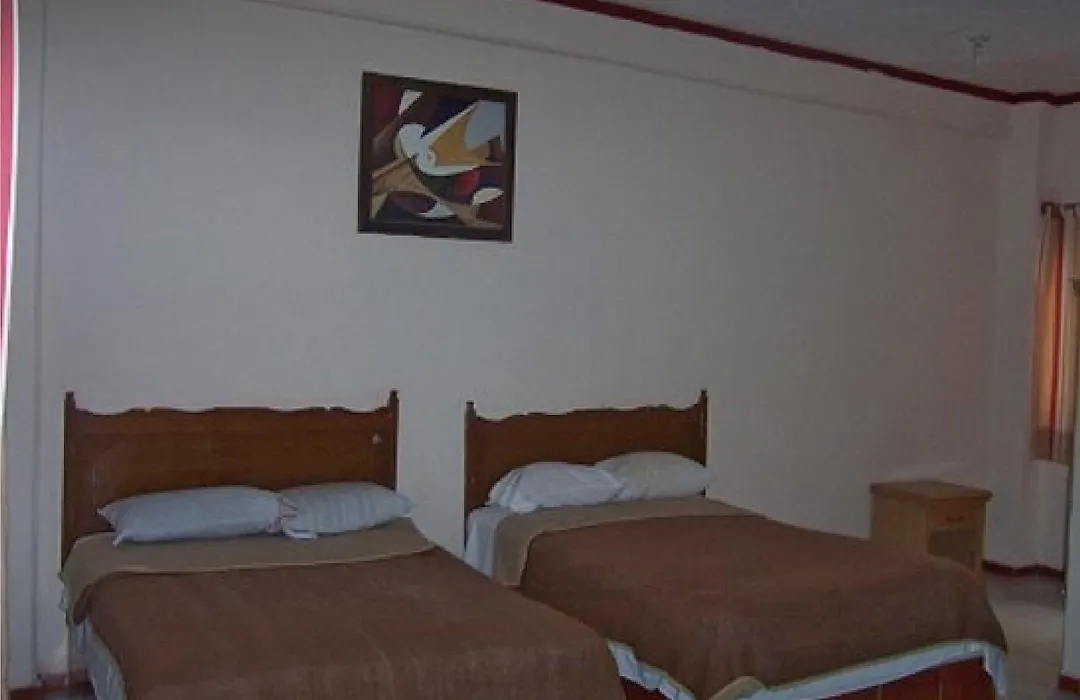 Hotel Los Cuates De Cancun-1