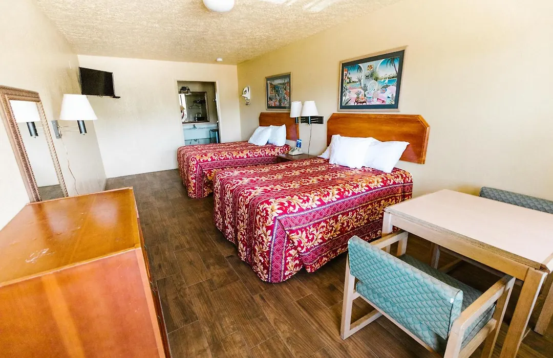 Summer Breeze Motel-1