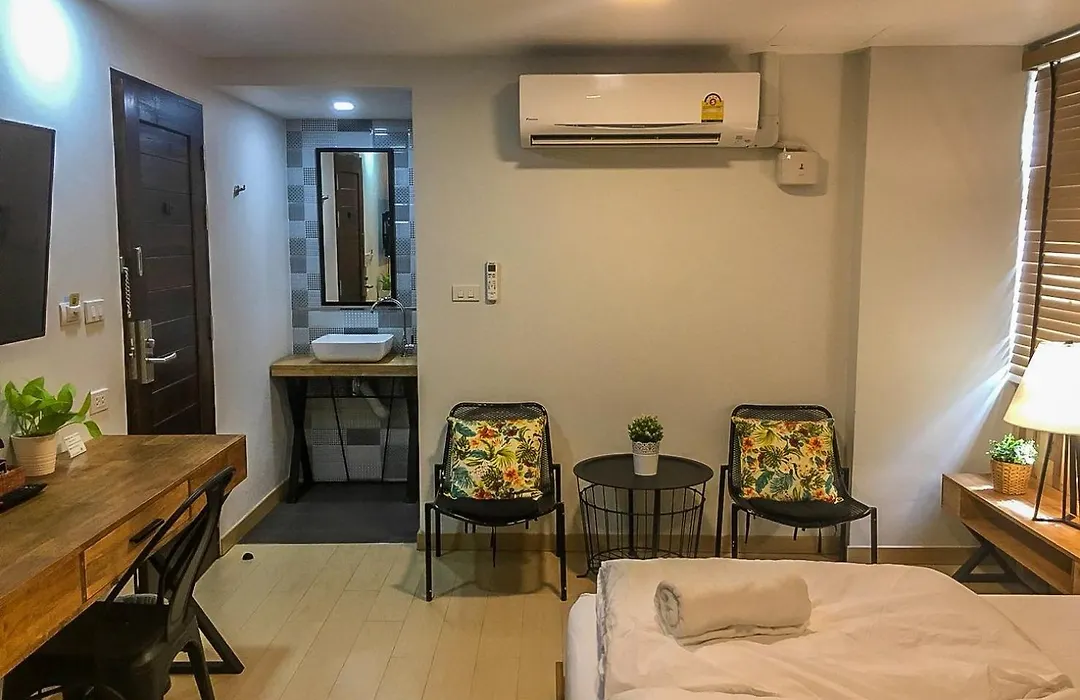 Bangkok Saran Poshtel-1