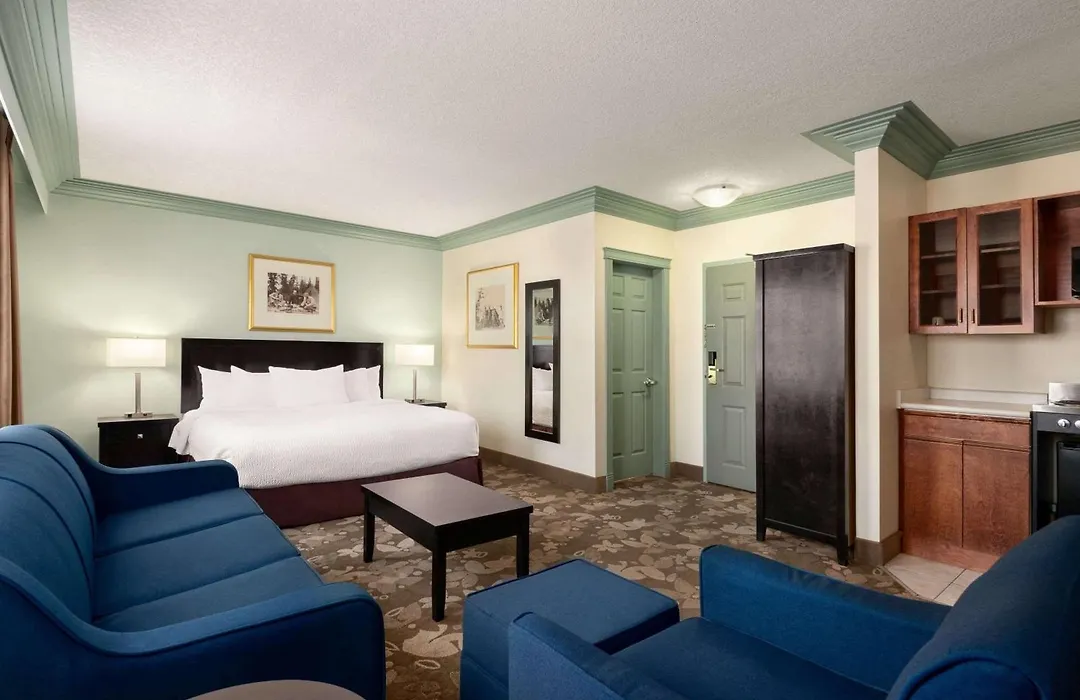 Nova Inn Yellowknife-1