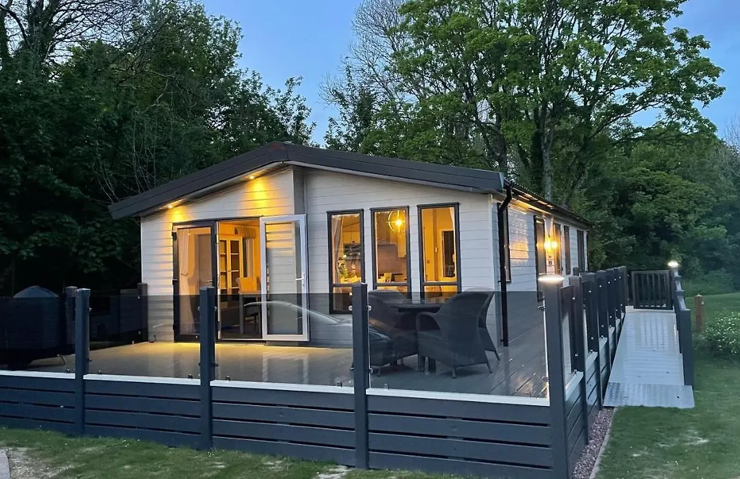 Luxury Lodge - Hoburne Devon Bay-1