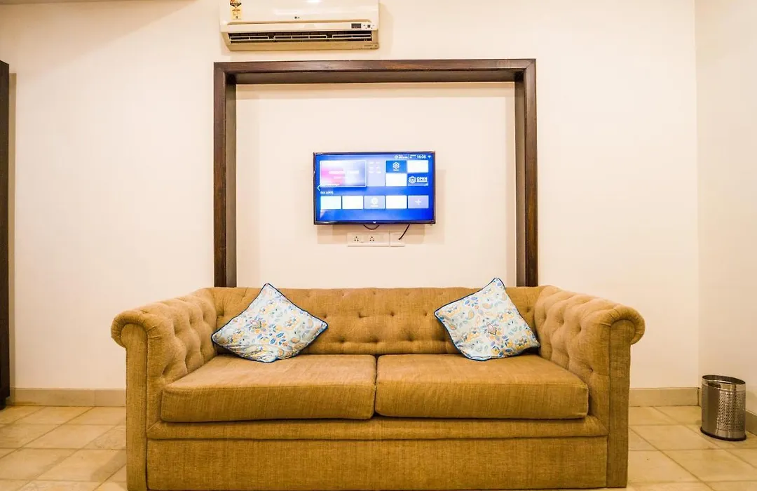 Marine Studios By Le Pension Stays-1