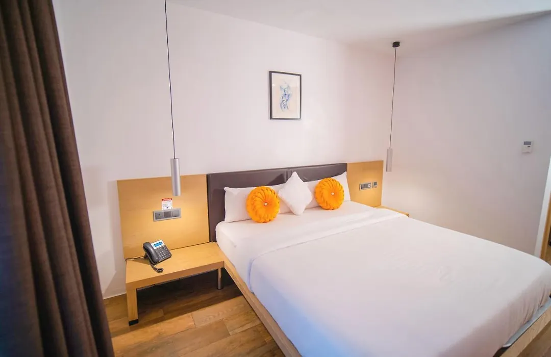 Sv Chrome By Aj Boutique Hotel-1