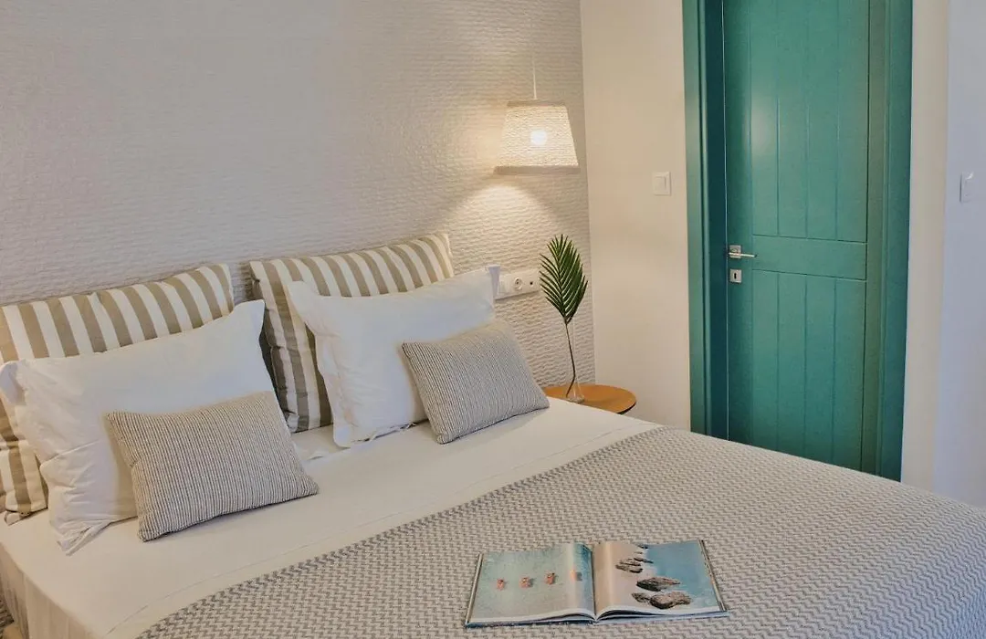 Aeolia Suites-1