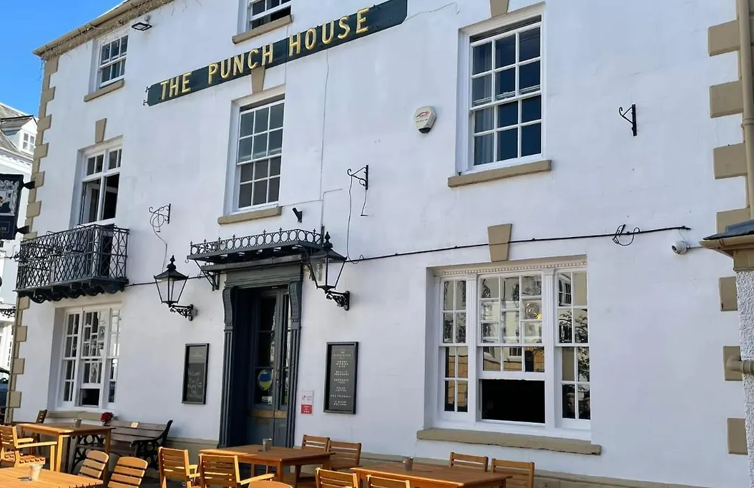 Punch House Monmouth-1
