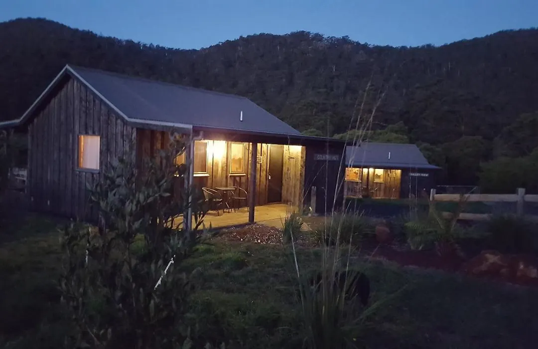 Rustic Hut Bush Retreat-1