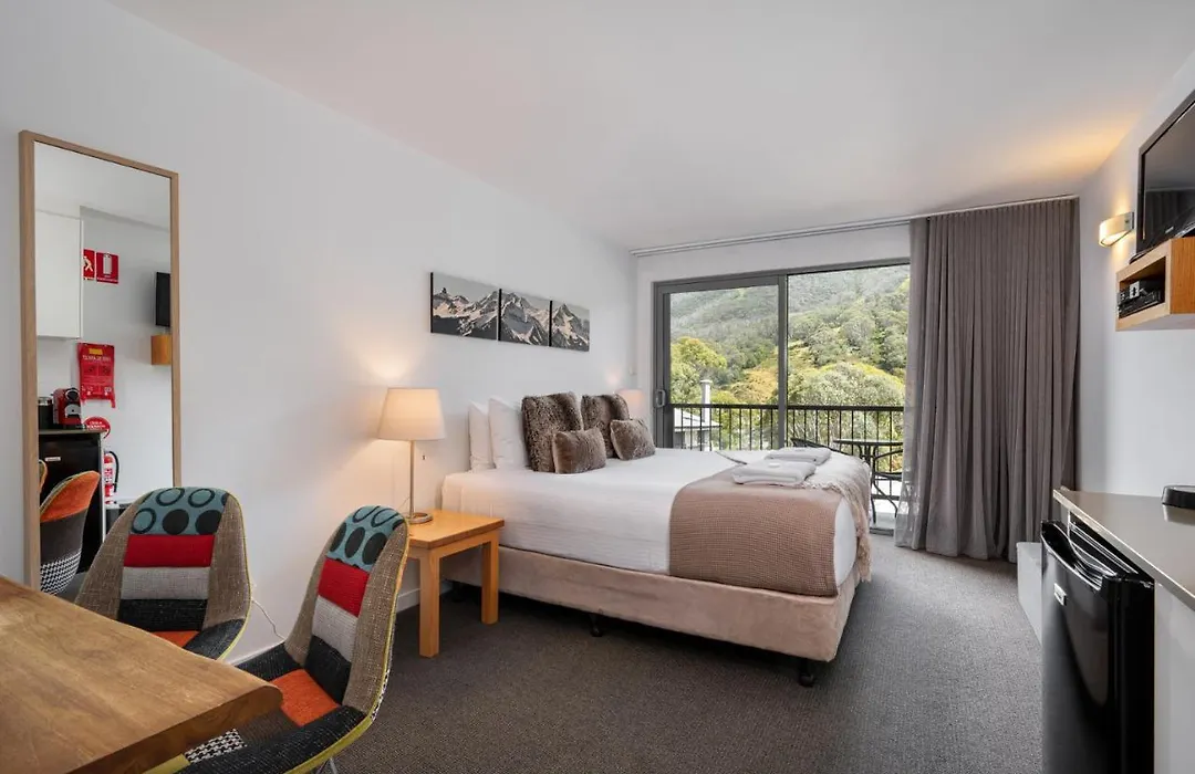 Snowgoose Apartments-1