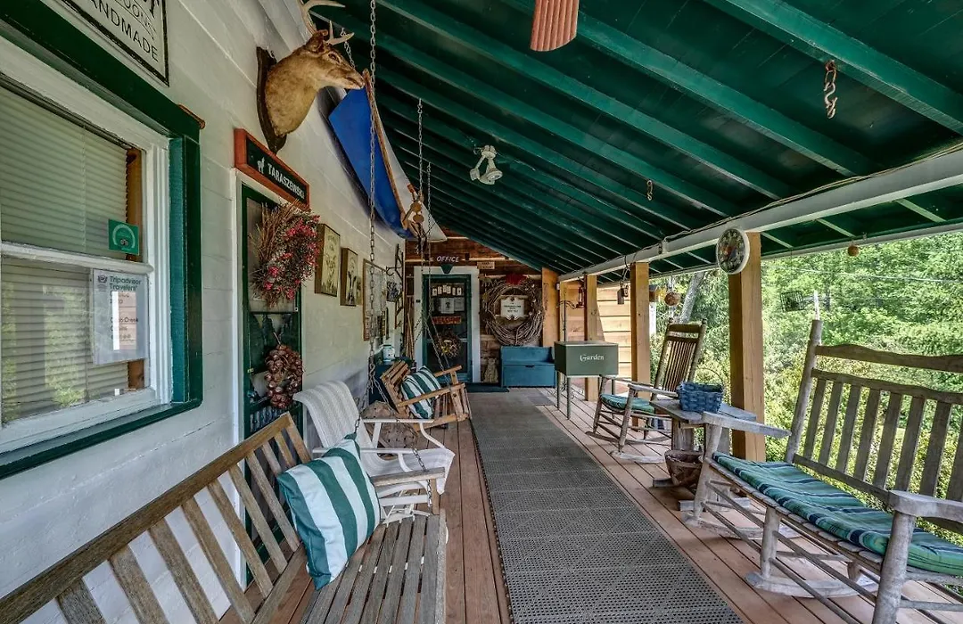 Cobb Creek Cabins-1