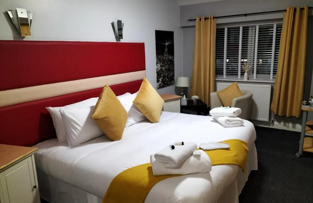 Sutherlands Hotel-1