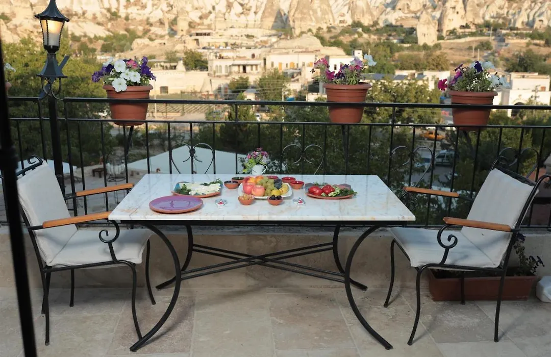 Guven Cave Hotel-1