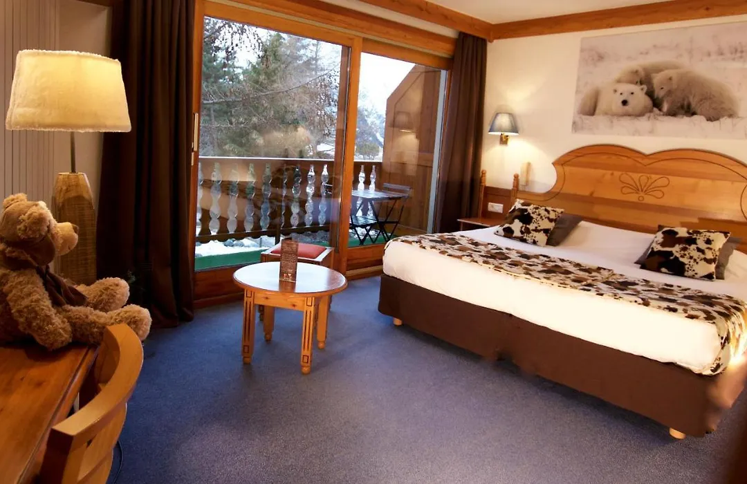 Hotel Serre Palas-1