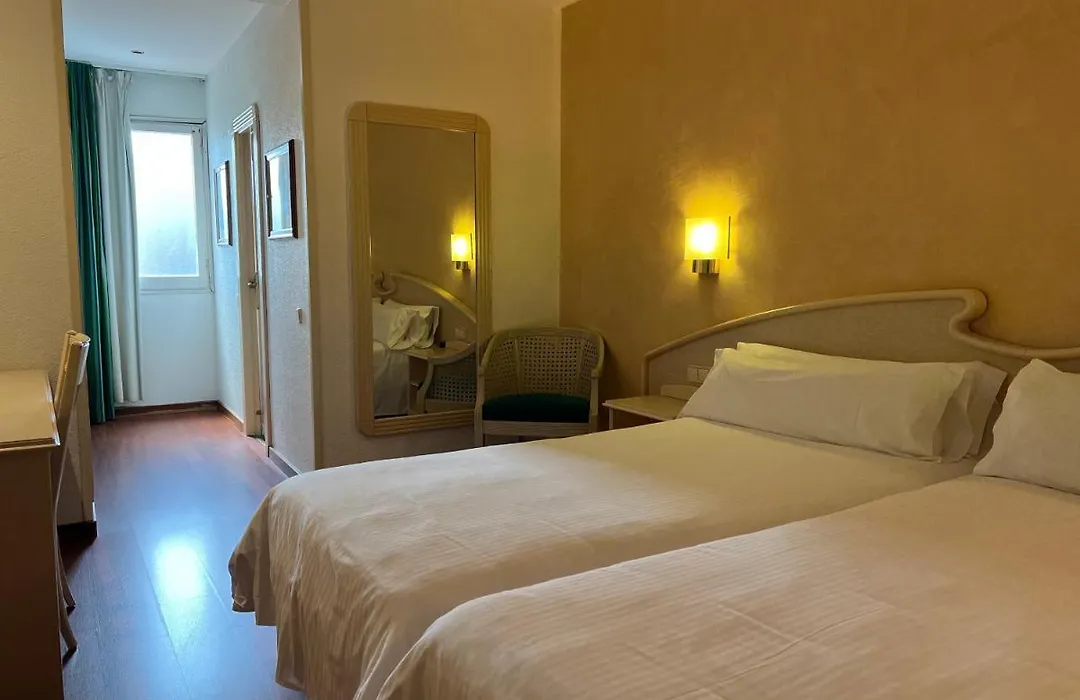 Hotel Lleó-1