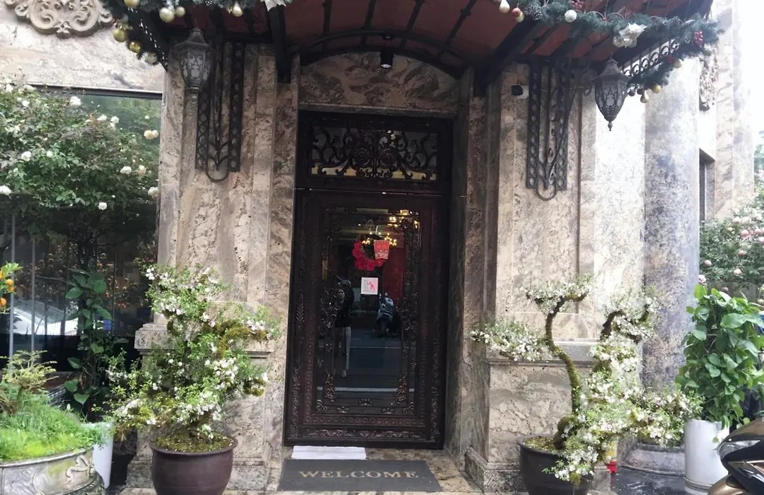 Halais Hotel-1
