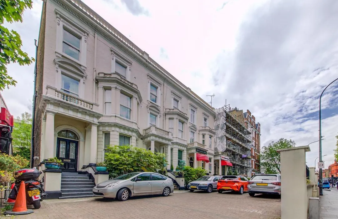 Grantly Hotel-1